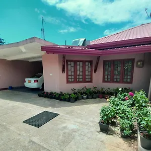  Maison d'hôtes Thuvaraga
