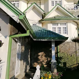  Lodge Melford Nuwaraeliya